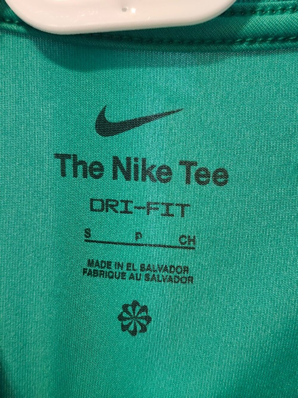 Nike Dri‑Fit Short Sleeve Tee – Women’s Small – Green – New Without Tags - Picture 4 of 6